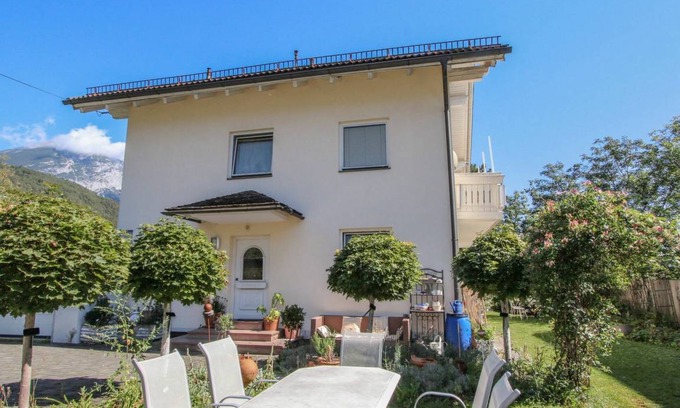 Zirl Apartment | 70 m² Apartment ∙ 1 bedroom ∙ 4 guests