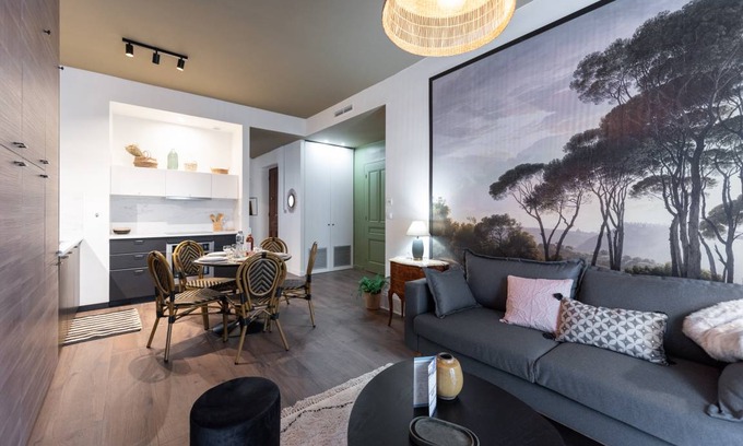 Charpennes - Charmettes Apartment | 70 m² Apartment ∙ 3 bedrooms ∙ 5 guests
