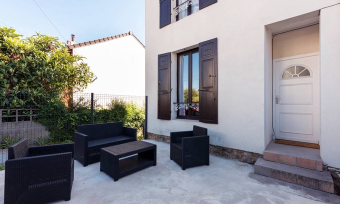 Argenteuil House | 70 m² House ∙ 2 bedrooms ∙ 4 guests