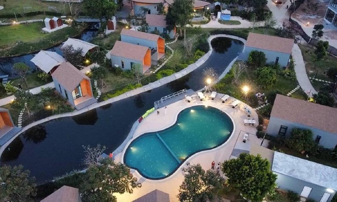 Song Phi Nong Resort | 70 m² Resort ∙ 2 bedrooms ∙ 5 guests