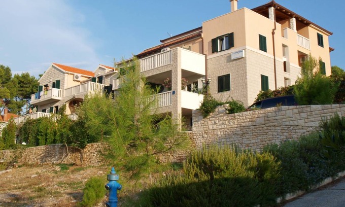 Postira Apartment | 75 m² Apartment ∙ 2 bedrooms ∙ 4 guests