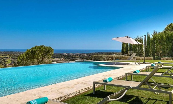 San Roque Villa | 8 bedroom luxury villa + sea, golf course and mountain views