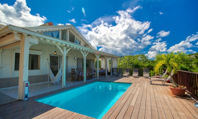 Trois-Ilets Villa | 8 bedrooms villa with sea view (MQTI09 16p)