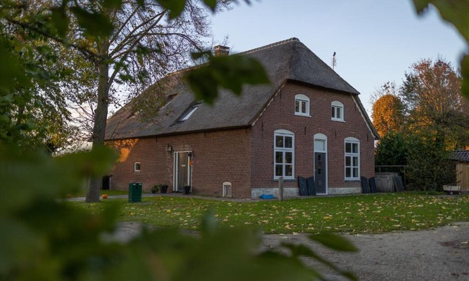 Winssen Apartment | 8 person apartment with heated swimmingpool Hoek van Winssen