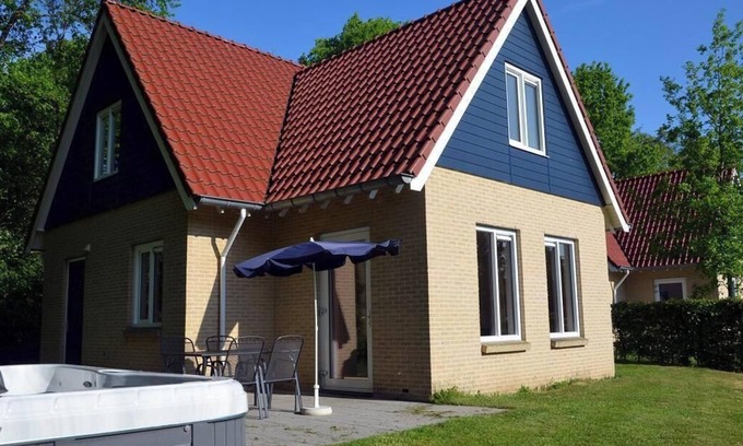 Westerbork House | 8-Person Wellness Villa