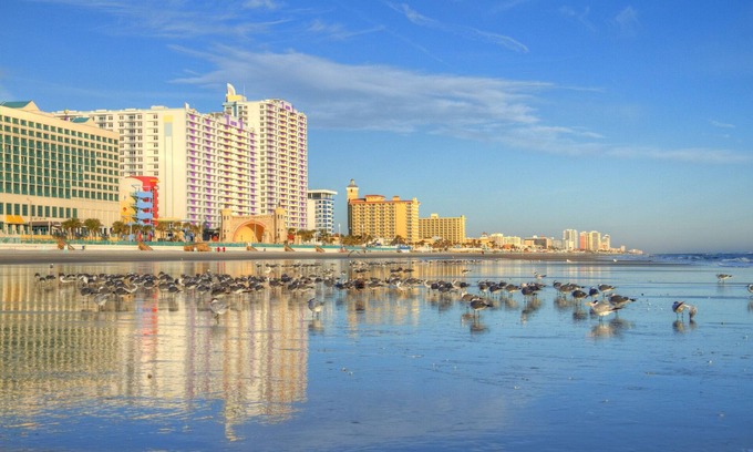 Daytona Beach Resort | 80,000-square-foot Ocean Walk Village!