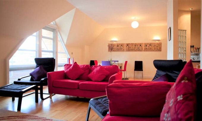 Ipswich Apartment | 80 m² Apartment ∙ 2 bedrooms ∙ 4 guests