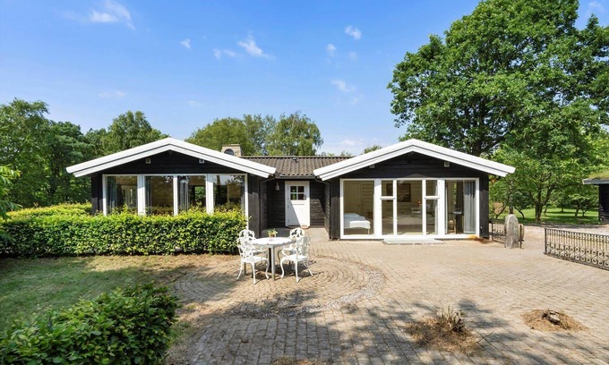 Vemb House | 80182 Vemb - Øgelstrupvej 4