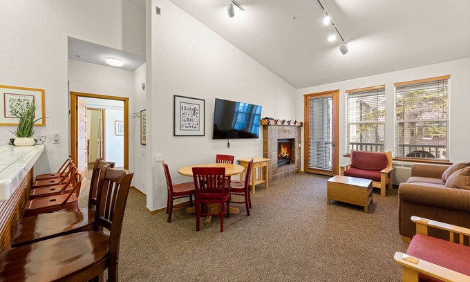 Olympic Valley Condo | 819 | Elevated 1BD Corner w/A/C & Hike Access
