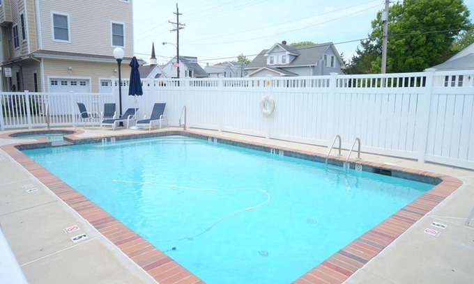Townsend's Inlet House | 85 85th Street Unit 3