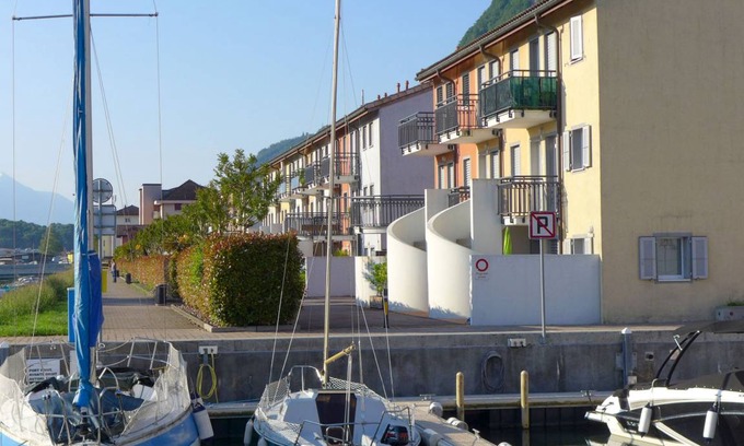 Bouveret House | 89 m² House ∙ 1 bedroom ∙ 5 guests