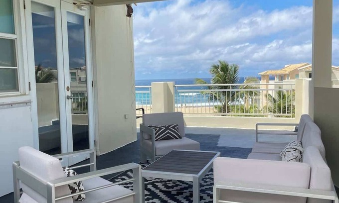 Isabela Condo | #9 Jobos Beach 4BR, 3BA Penthouse w/Pool Table