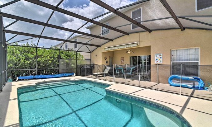 Highgate Park House | 9 Mi to Disney: Family Home w/Private Pool!