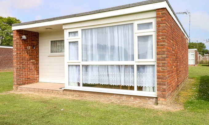 Great Yarmouth Cottage | 90 m² Cottage ∙ 1 bedroom ∙ 2 guests