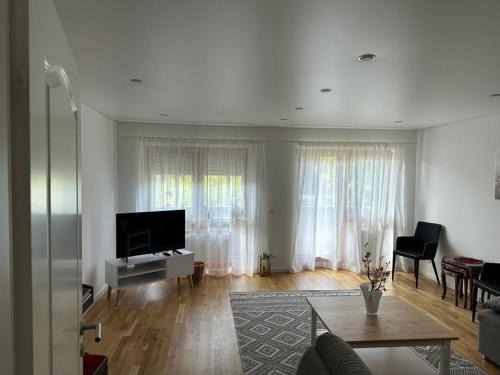 Altperlach Apartment | 90m2 ruhige und lichtdurchflutete 3 Zimmer Duplexwohnung in Altperlach