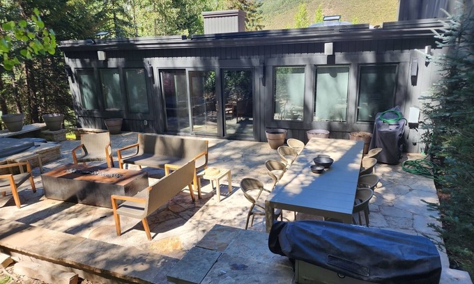 Vail House | 970 Fairway Ct., Vail Golf Course Home - Hot Tub, Fire Pit