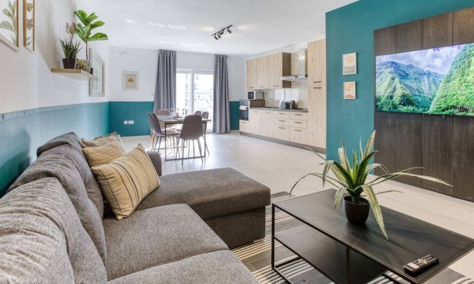 Pieta Apartment | A beautiful 2BR home in Central pieta w/WIFI & AC