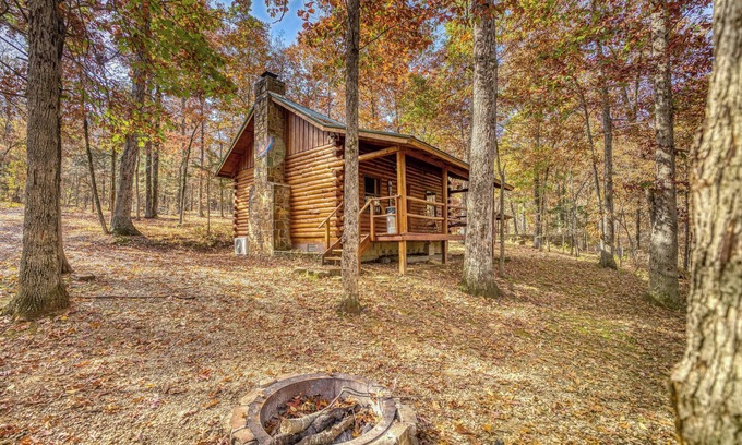 Saint Joe Cabin | A charming family cabin nestled in the heart of Saint Joe.