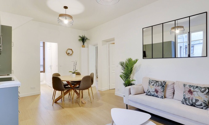 Bercy Apartment | A Cosy 2-BR in Reuilly-Diderot