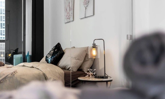 Carlton South Apartment | A Cozy Apt, Only a 5-min Walk to Victoria Market