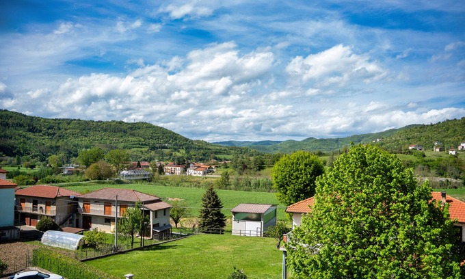 Saliceto Apartment | A cozy retreat between the hills of the Langhe and the Ligurian Sea