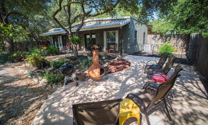 Comal County Cottage | A Dog-Friendly Family Resort awaits you in the quiet Texas Hill Country