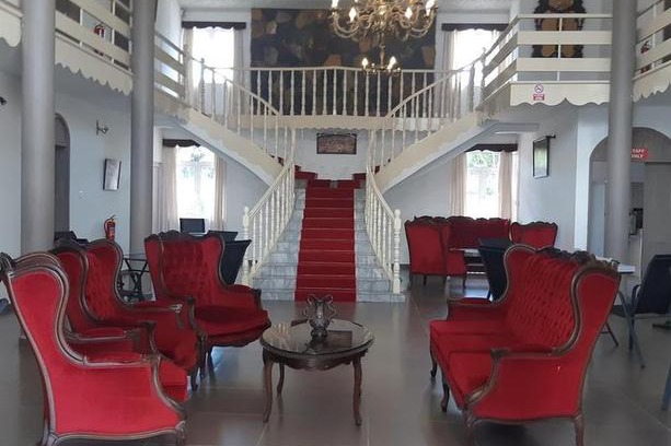Pointe aux Canonniers House | A Double Room For Two People In A Nice Palais