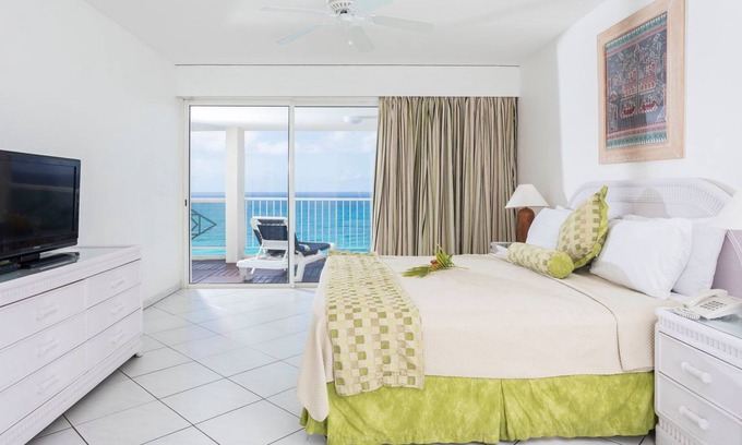 Maho Condo | A FOOT IN THE CARIBBEAN 2BDR