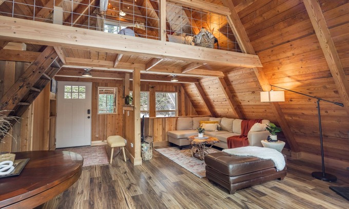 Cle Elum Cabin | A Frame Cabin walking distance to Cle Elum Lake