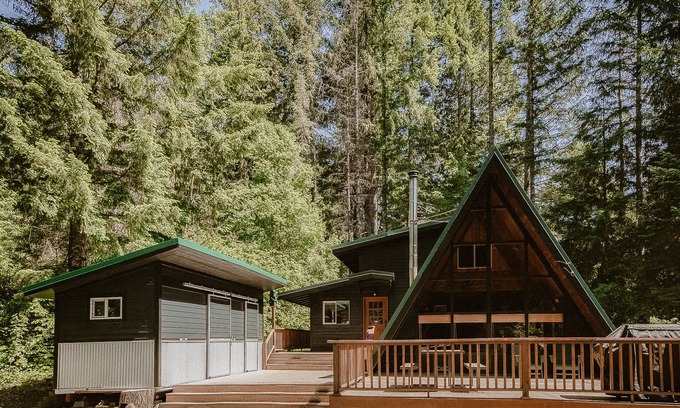 Packwood Cabin | A-Frame Chalet at Mount Rainier & White Pass Ski