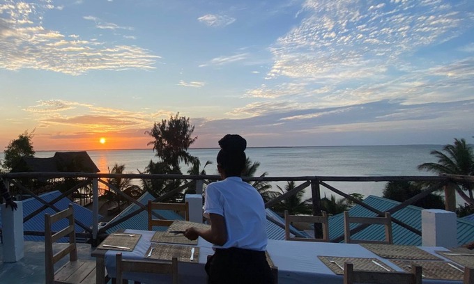 Fukuchani Apartment | A-Frame Oceanview Cottage - Bed & Breakfast