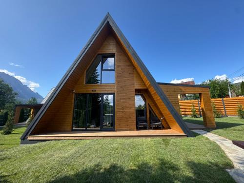 Busteni Ski Chalet | A-Frame Paradise