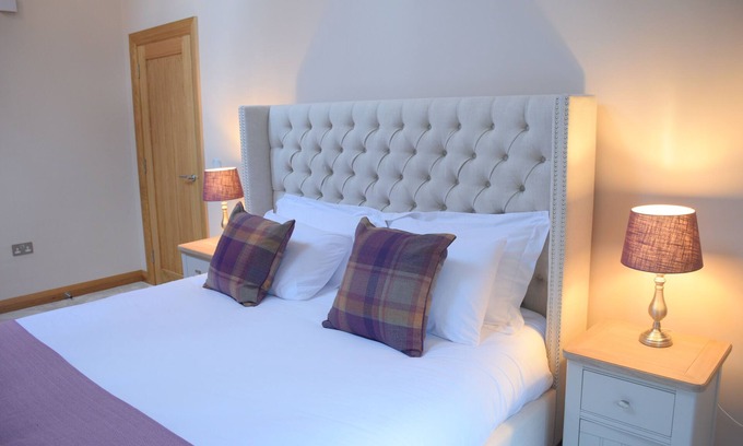 Broadway Cottage | A luxury barn conversion, positioned in the heart of Broadway, Cotswolds