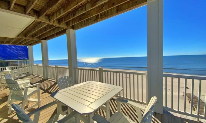 Surf Side Shores House | A Luxury Beachfront Escape