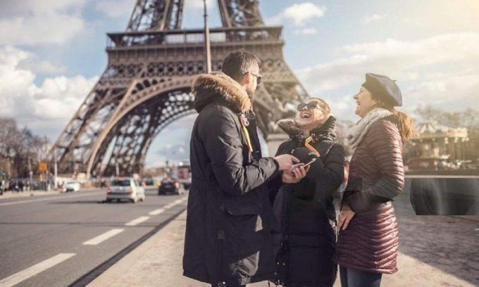 Grenelle Apartment | A PERFECT BLEND OF LUXURY & COMFORT, JUST A STONE'S THROW FROM THE EIFFEL TOWER