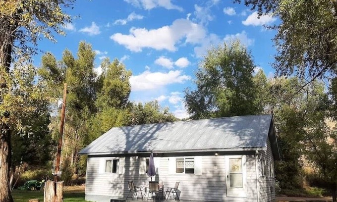 Fruitland Cottage | A Perfect Escape