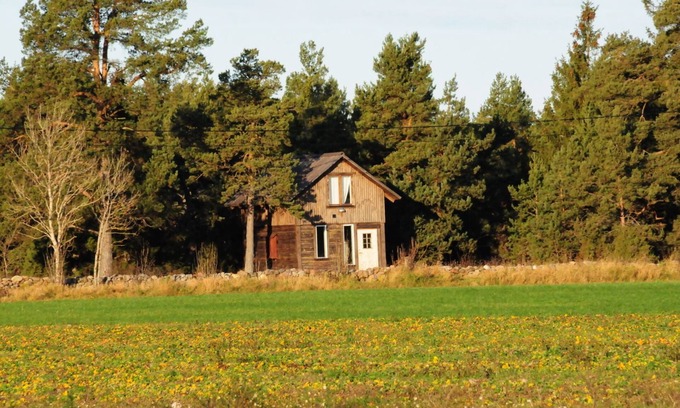 Visby House | A perfect place of refuge for a couple looking for peace and silence