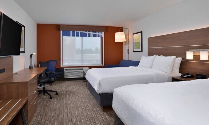 Marshalltown House | A Pleasant and Memorable Staycation for Groups