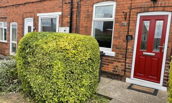 Ault Hucknall House | a quiet semi rural property located in bolsover