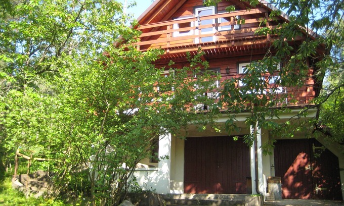 gmina Stezyca House | A quiet summer house in Kashubian Switzerland on Lake Kniewo.