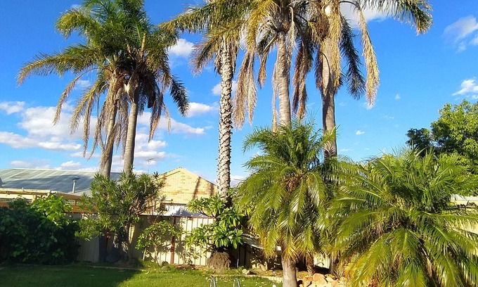 Warnbro House | A renovated self-contained guest suite close to the beach