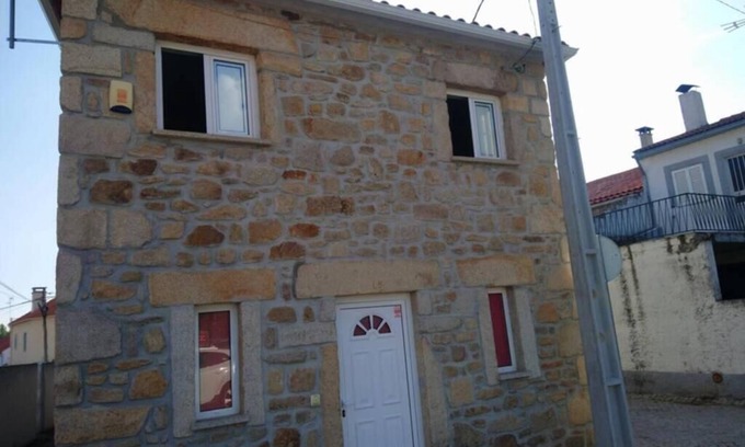 Aldeia da Ponte House | A rustic and cozy house with every comfort in a typical Portuguese village