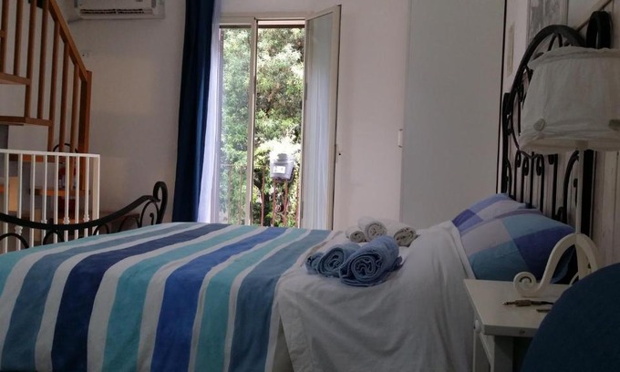 Mola di Bari House | A San Domenico N 80