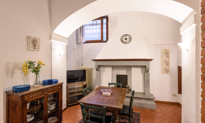 San Niccolo Apartment | A Secret Escape in FLORENCE PONTE VECCHIO