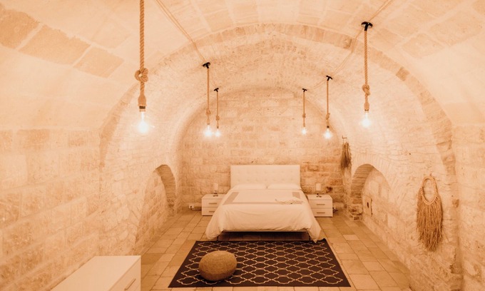 Molfetta Apartment | A Stare [Stone Apartment - Historic Center - Molfetta]