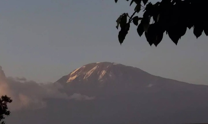 Moshi House | A studio room with the Kilimanjaro Mountain view located close to kcmc in Moshi.