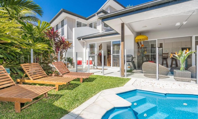 Suffolk Park House | A SWEET ESCAPE - Serenity on Sallywattle