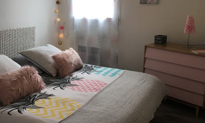 Binic Apartment | A walk from the beaches and shops.