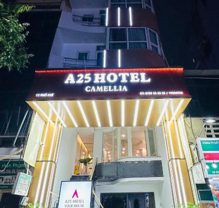 Hang Bai Hotel | A25 Hotel - 12 Phố Huế