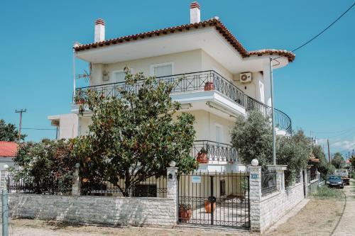 Paralia Mesis Apartment | ABI's gem